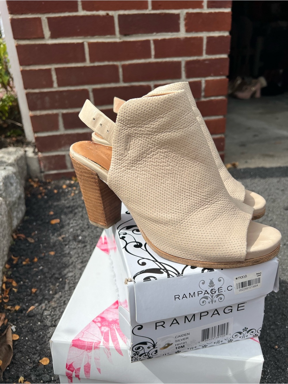 Kenneth Cole Beige Peep-Toe Slingback Block Heel Sandals